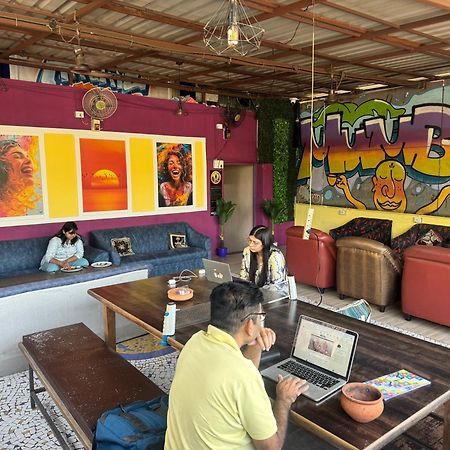 Backpackers Villa Mumbai Ngoại thất bức ảnh
