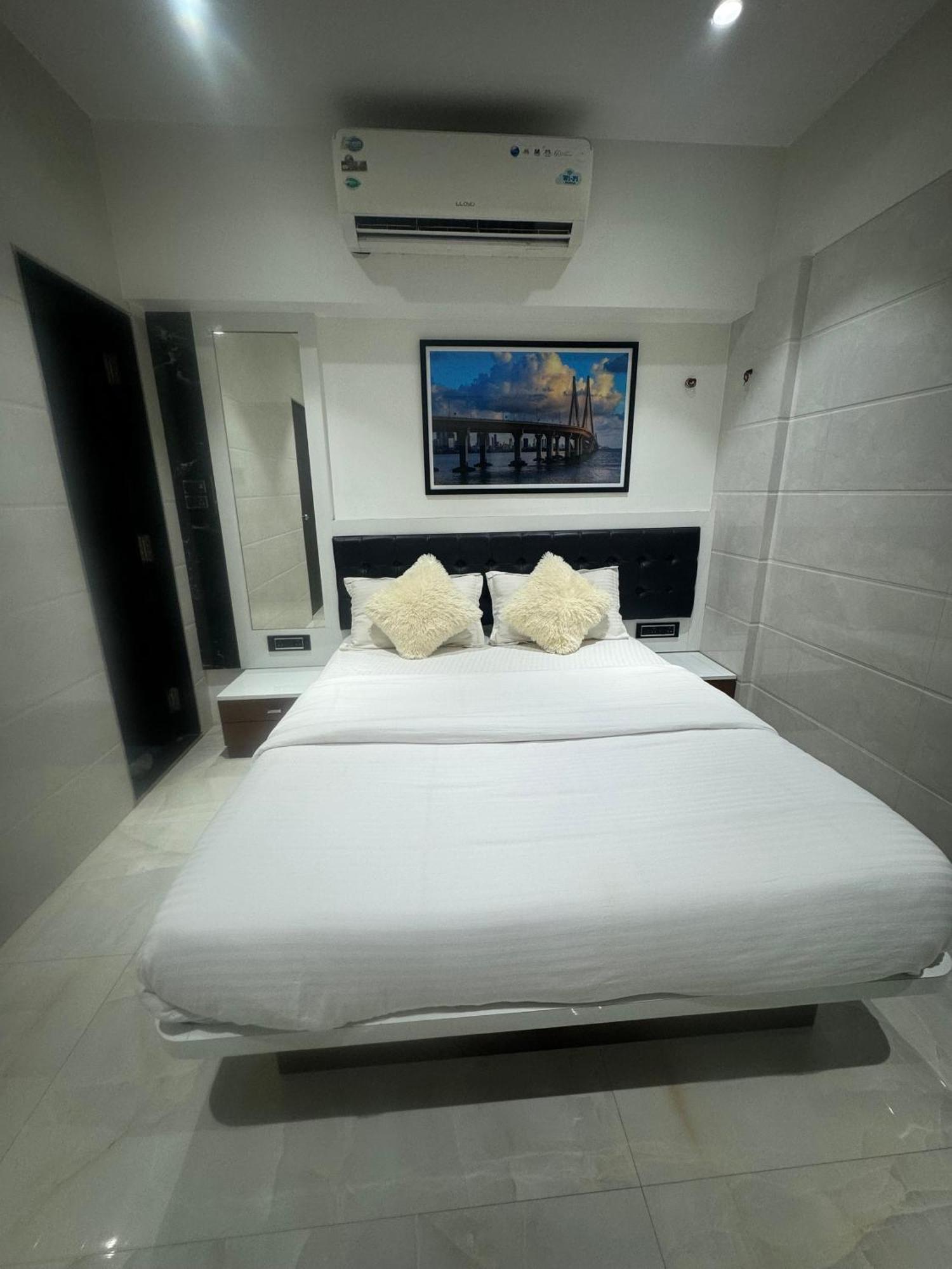 Backpackers Villa Mumbai Ngoại thất bức ảnh