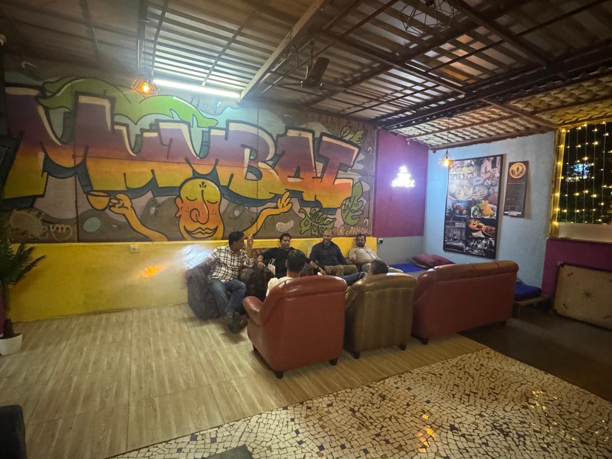 Backpackers Villa Mumbai Ngoại thất bức ảnh